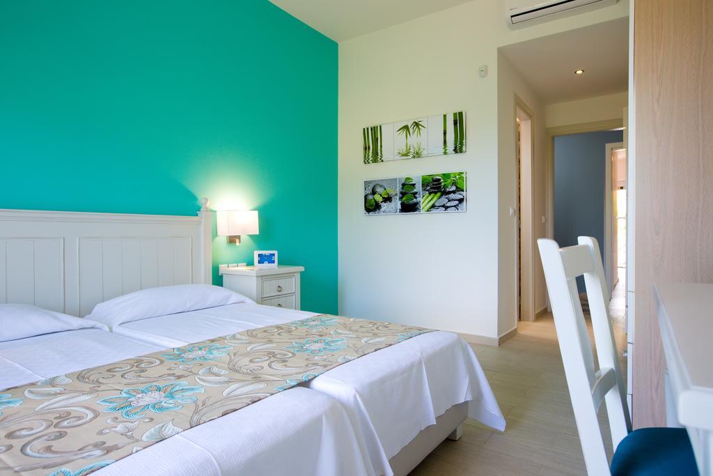 Alonia Villa, Refined Living With 50M2 Private Pool, By Thinkvilla Melidhónion Chambre photo