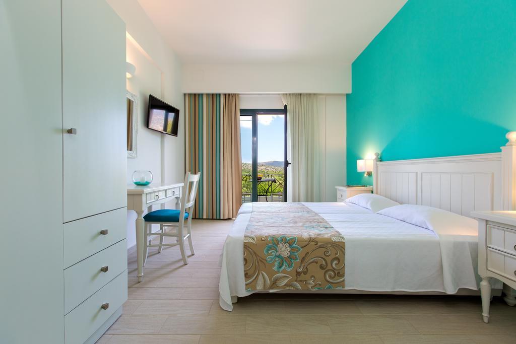 Alonia Villa, Refined Living With 50M2 Private Pool, By Thinkvilla Melidhónion Chambre photo